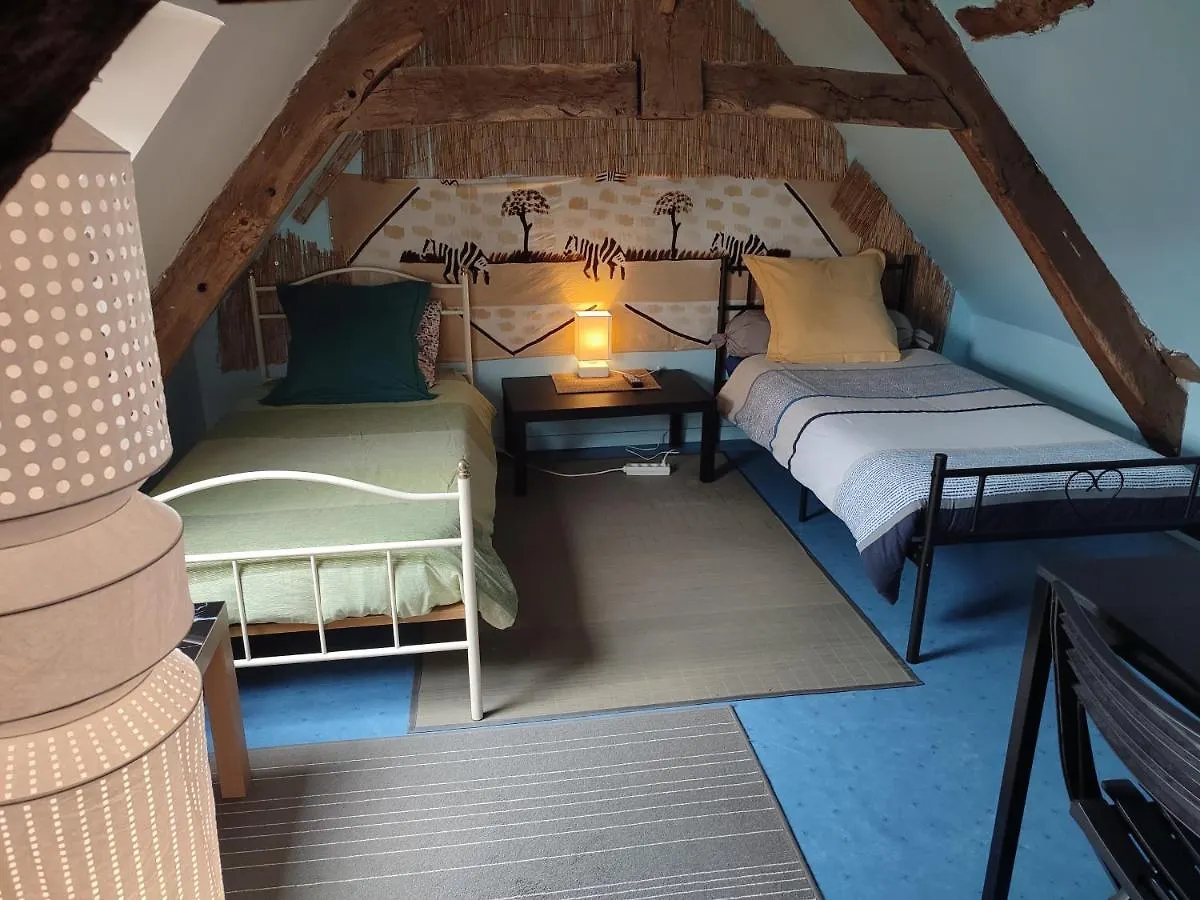 Chambre Tout Confort Landujan Homestay