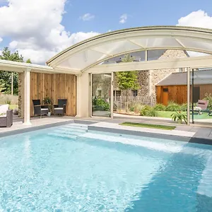 Les Du Pin Holiday home